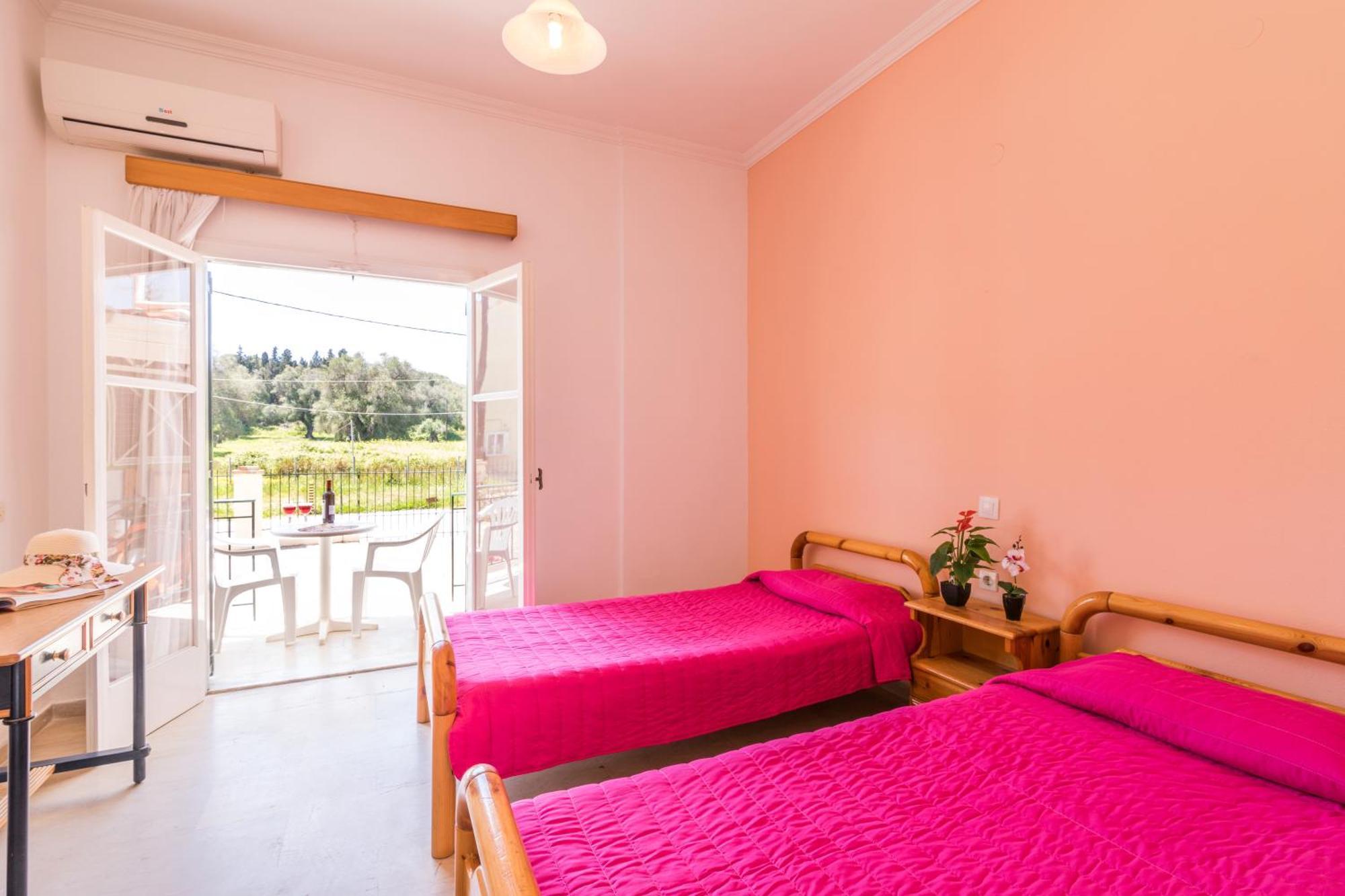 Nikos Apartments 1 카보스 외부 사진